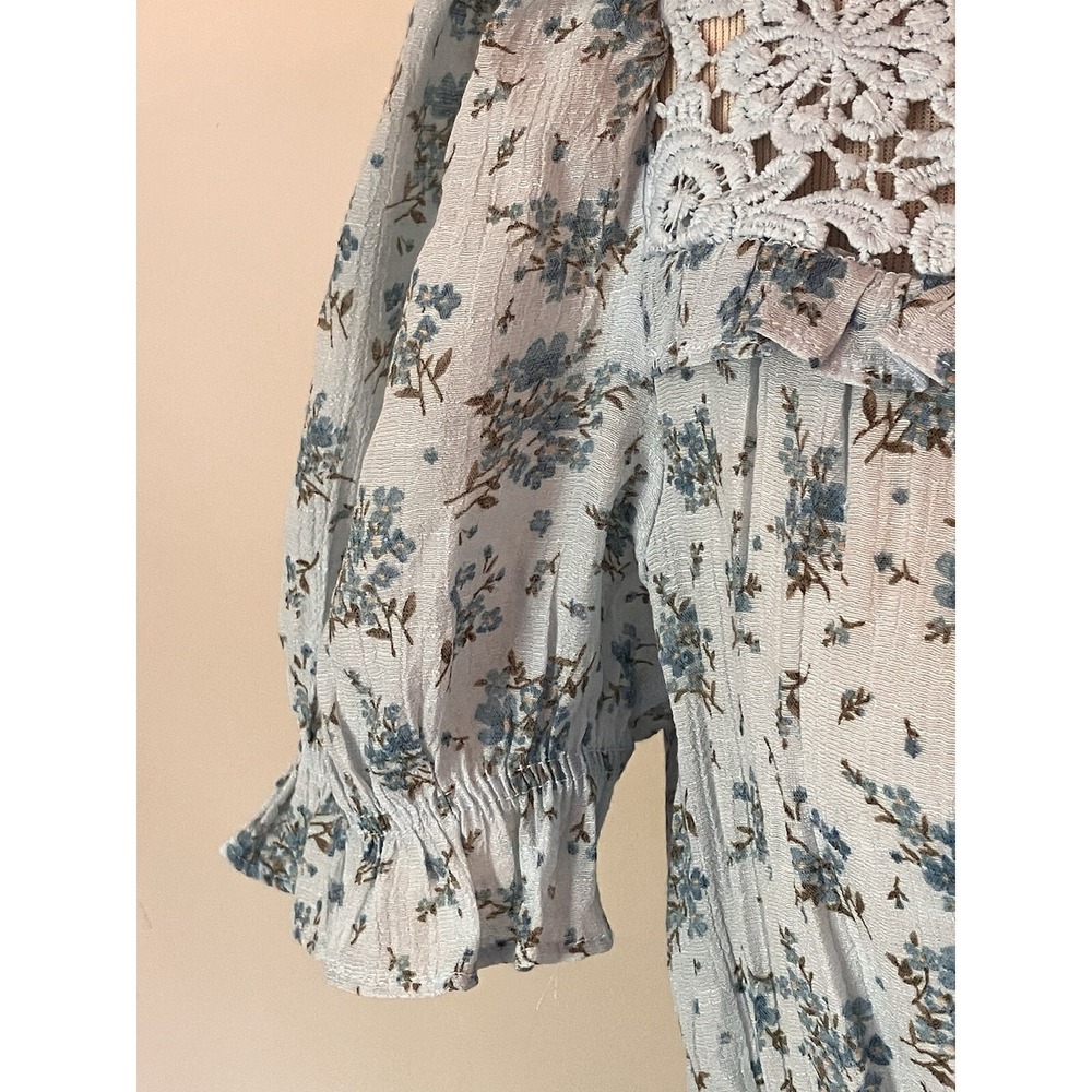 E&M Dress Blue Floral Size L lace ruffles TradWife prairie Cottagecore - Picture 9 of 9